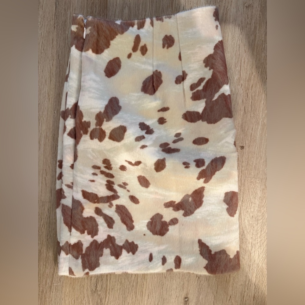 NWT: LOFT Spotted Felted Mini skirt, size 18